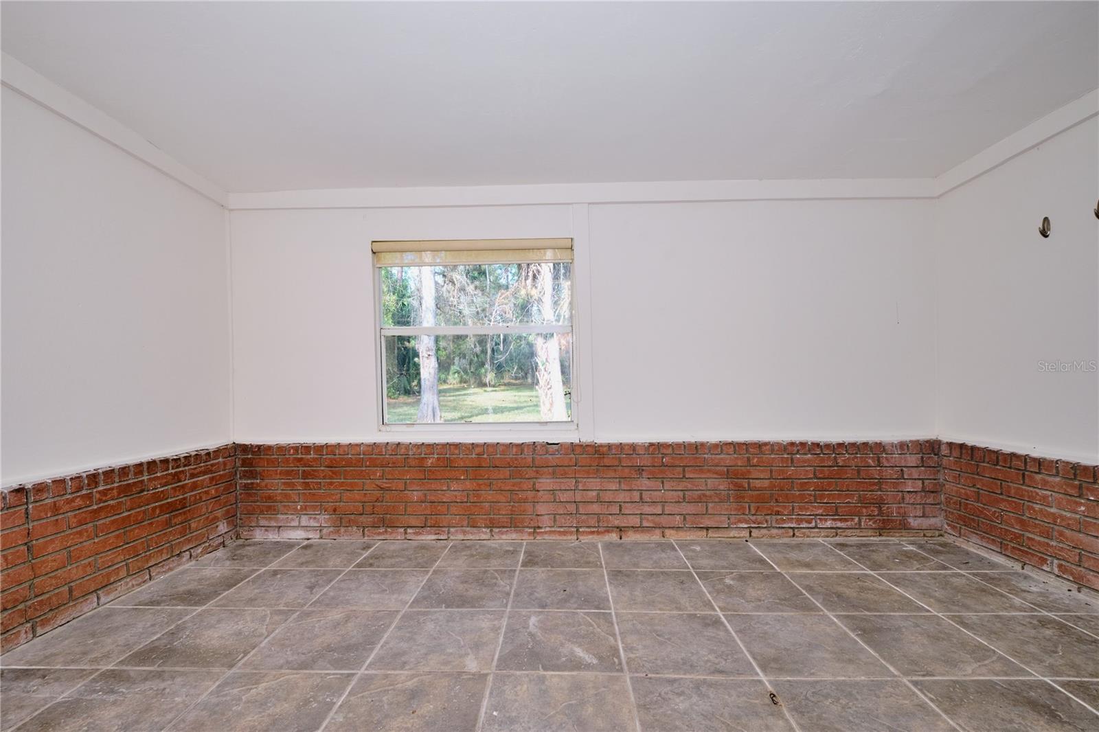 221 18TH AVE NW, NAPLES, FL, 34120