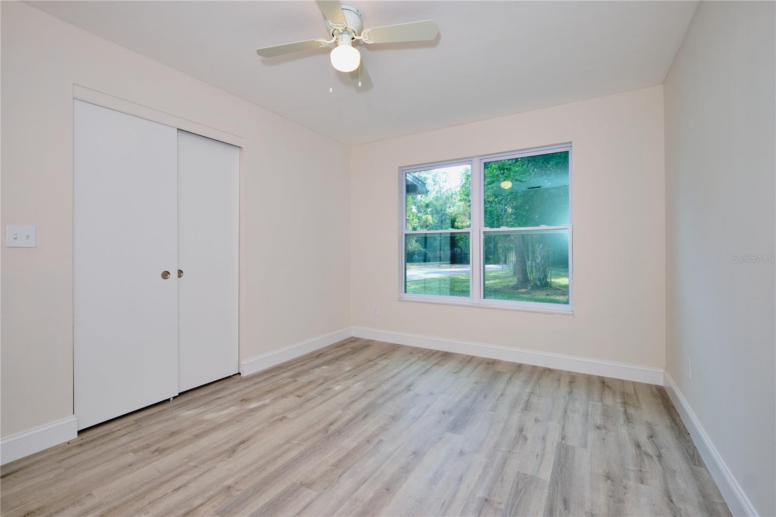 221 18TH AVE NW, NAPLES, FL, 34120