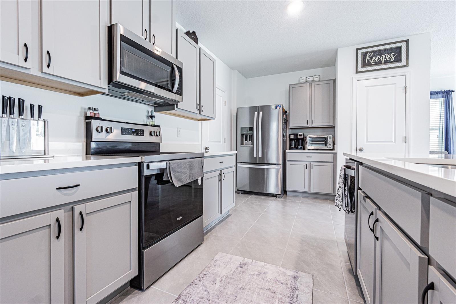 7061 BROAD RIVER AVE, LAND O LAKES, FL, 34638