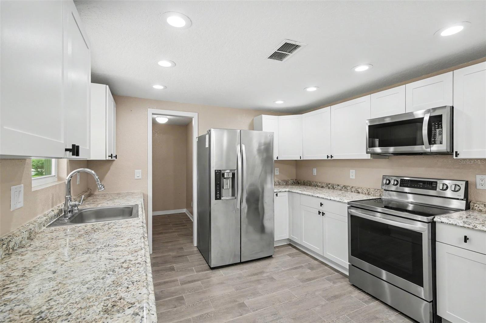 701 E WOODLAND ST, BUNNELL, FL, 32110