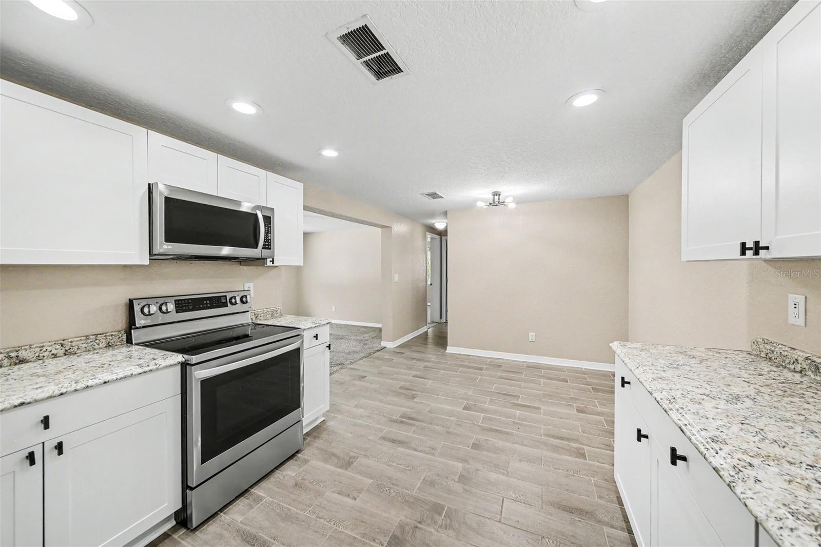 701 E WOODLAND ST, BUNNELL, FL, 32110