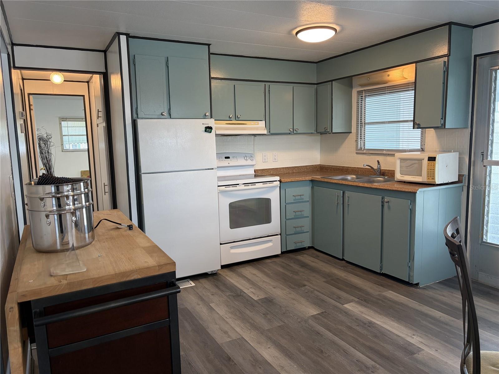 5221 BEECHMONT AVE, SARASOTA, FL, 34234