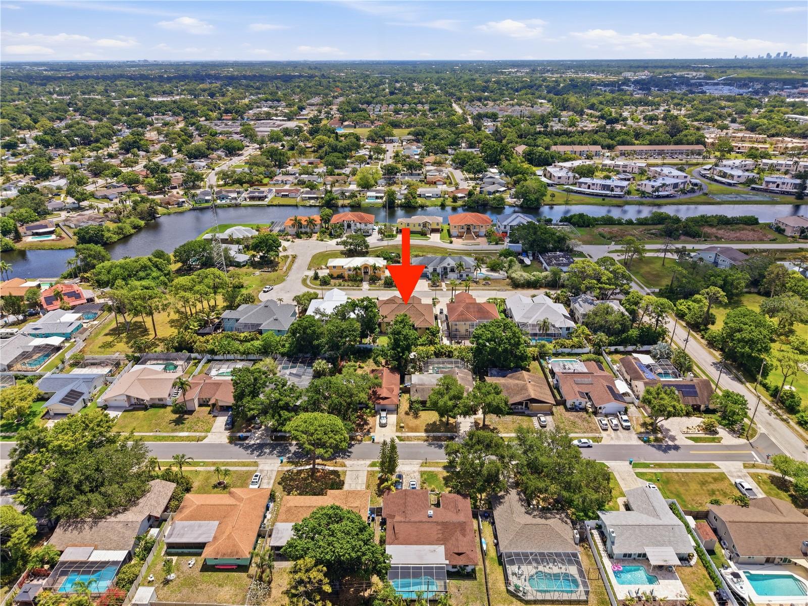 8286 N 97TH N ST, SEMINOLE, FL, 33777