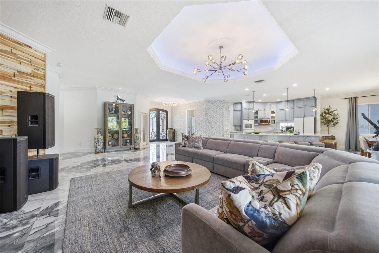 8286 N 97TH N ST, SEMINOLE, FL, 33777
