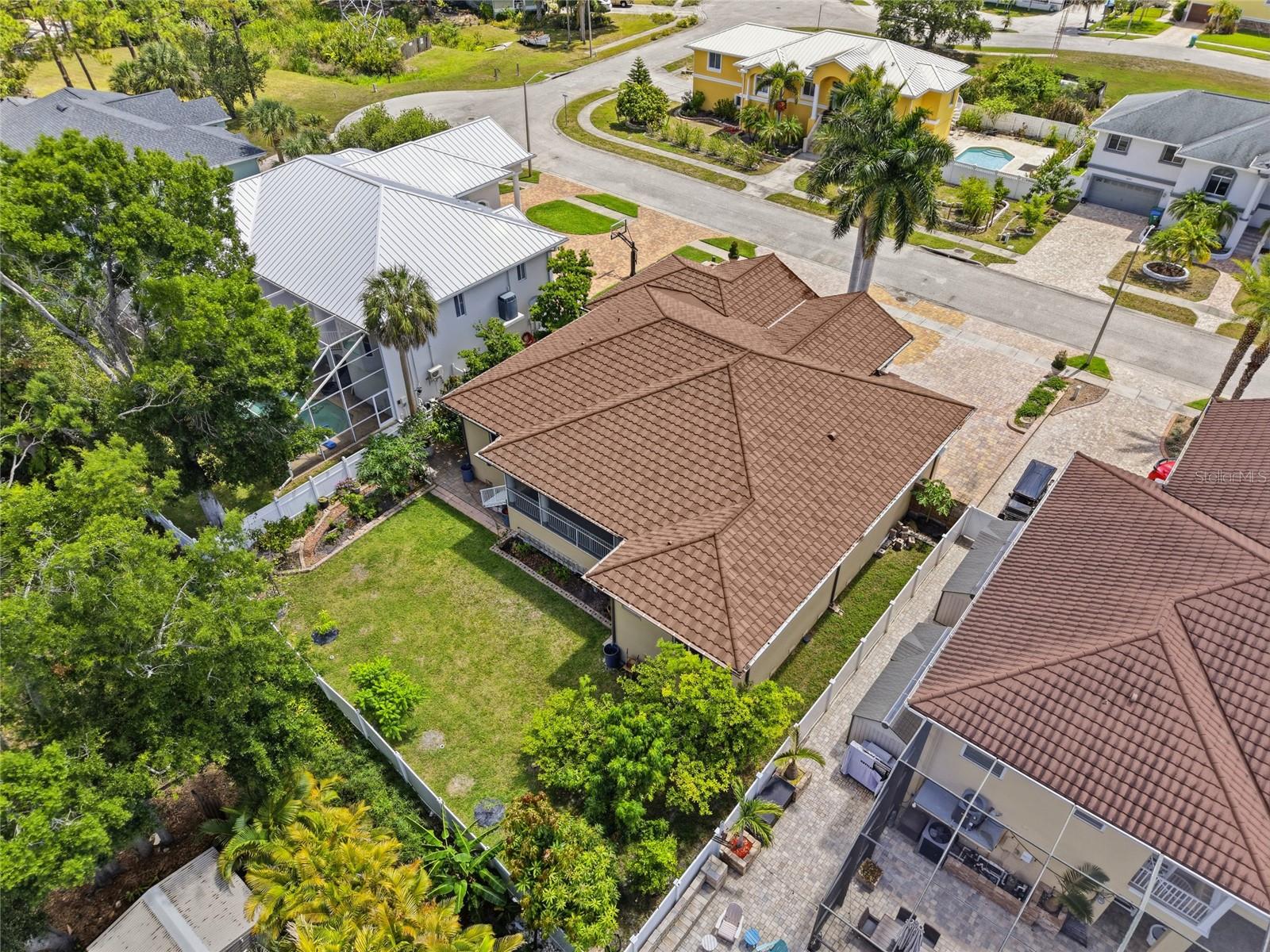 8286 N 97TH N ST, SEMINOLE, FL, 33777