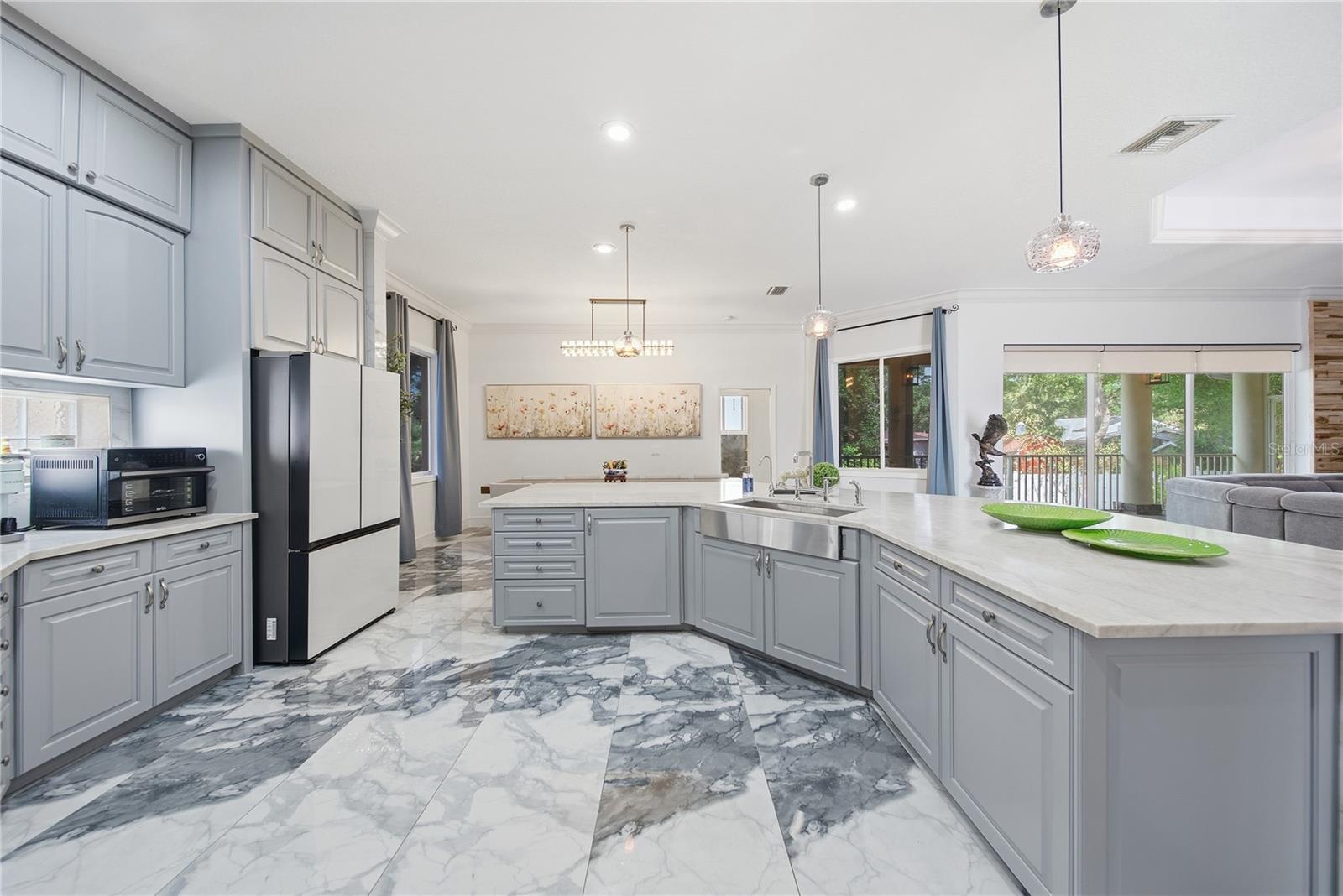 8286 N 97TH N ST, SEMINOLE, FL, 33777