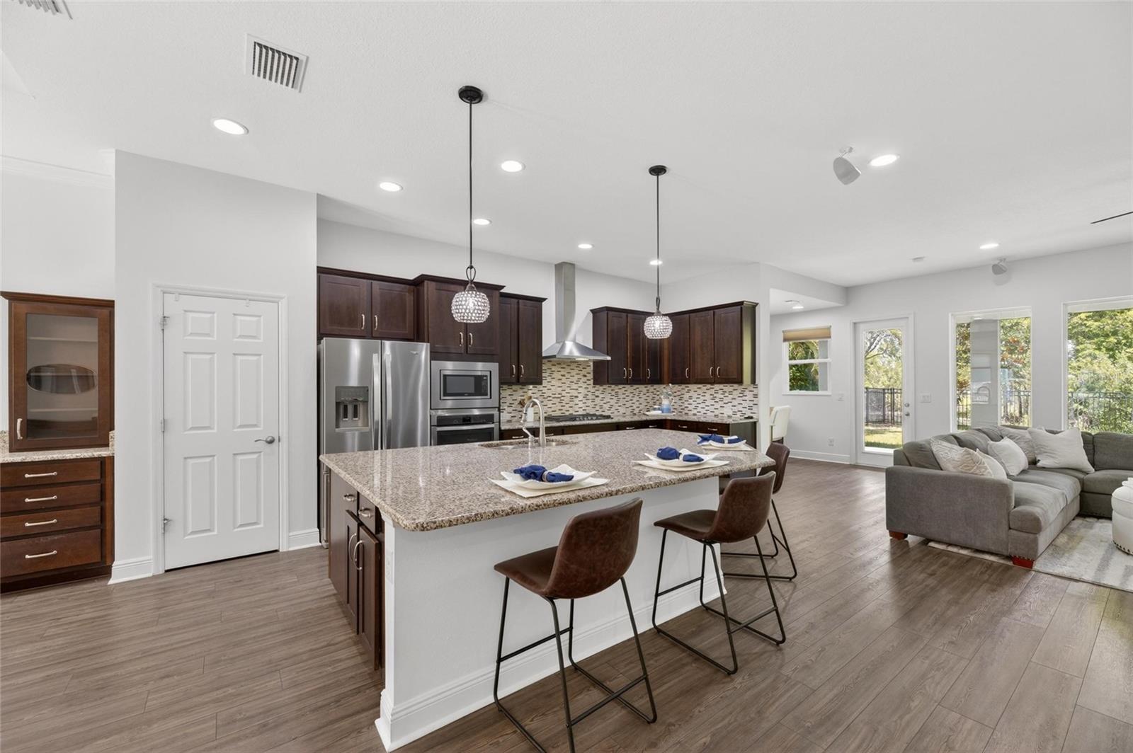 6411 BLUE SAIL LN, APOLLO BEACH, FL, 33572