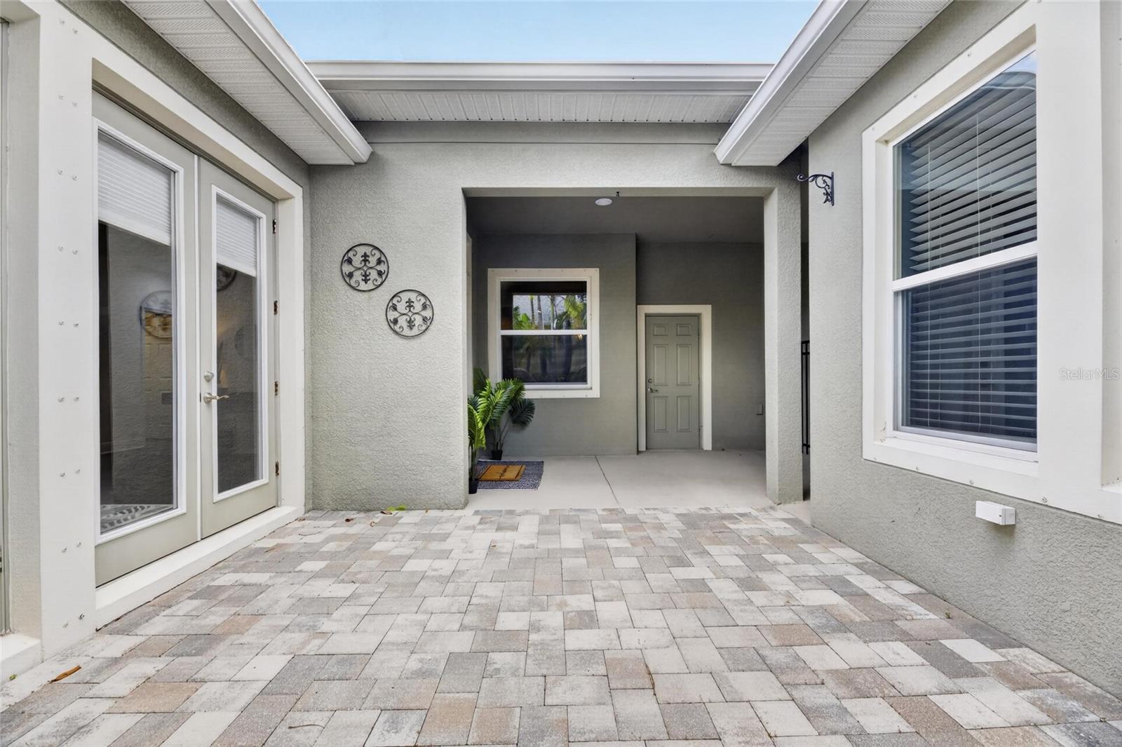 6411 BLUE SAIL LN, APOLLO BEACH, FL, 33572