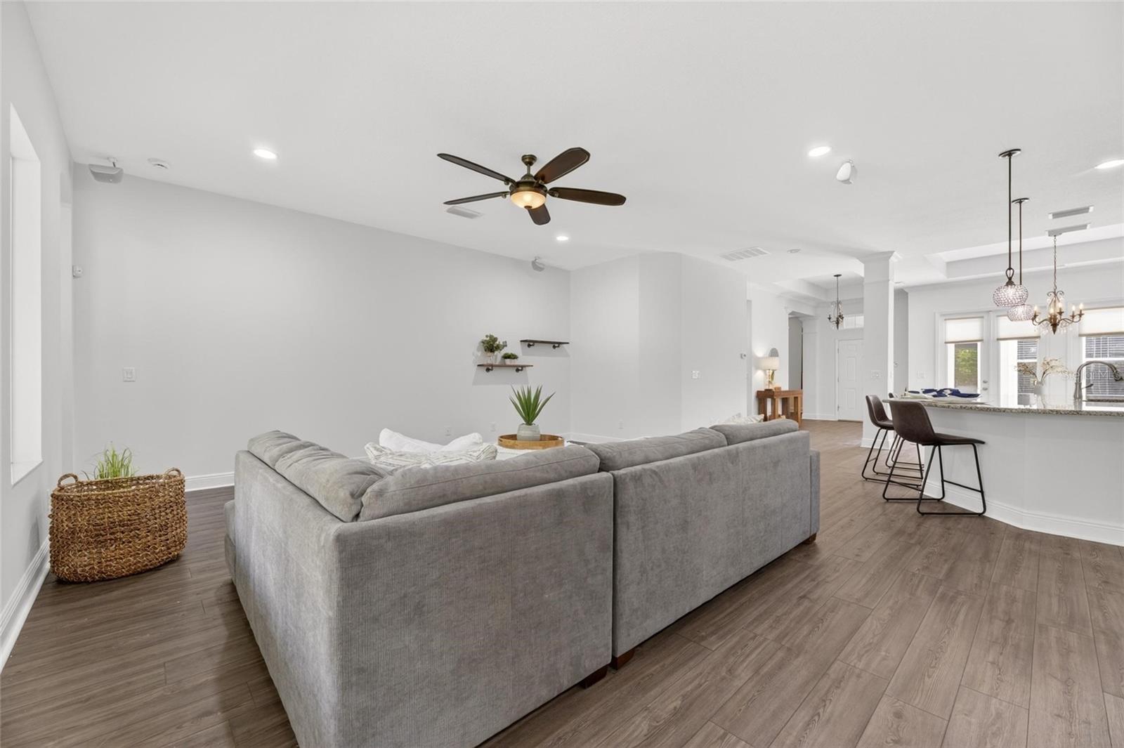 6411 BLUE SAIL LN, APOLLO BEACH, FL, 33572