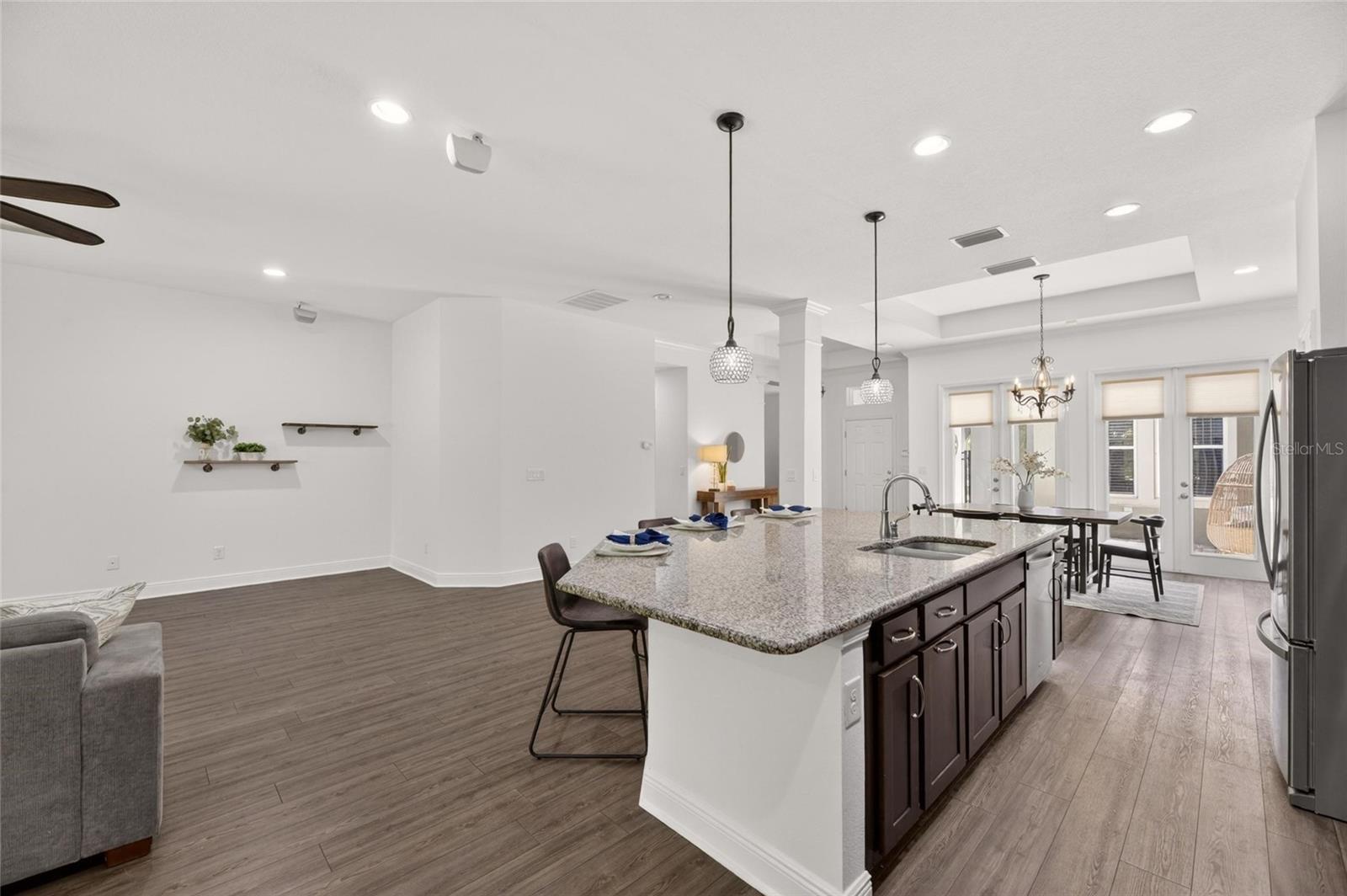 6411 BLUE SAIL LN, APOLLO BEACH, FL, 33572