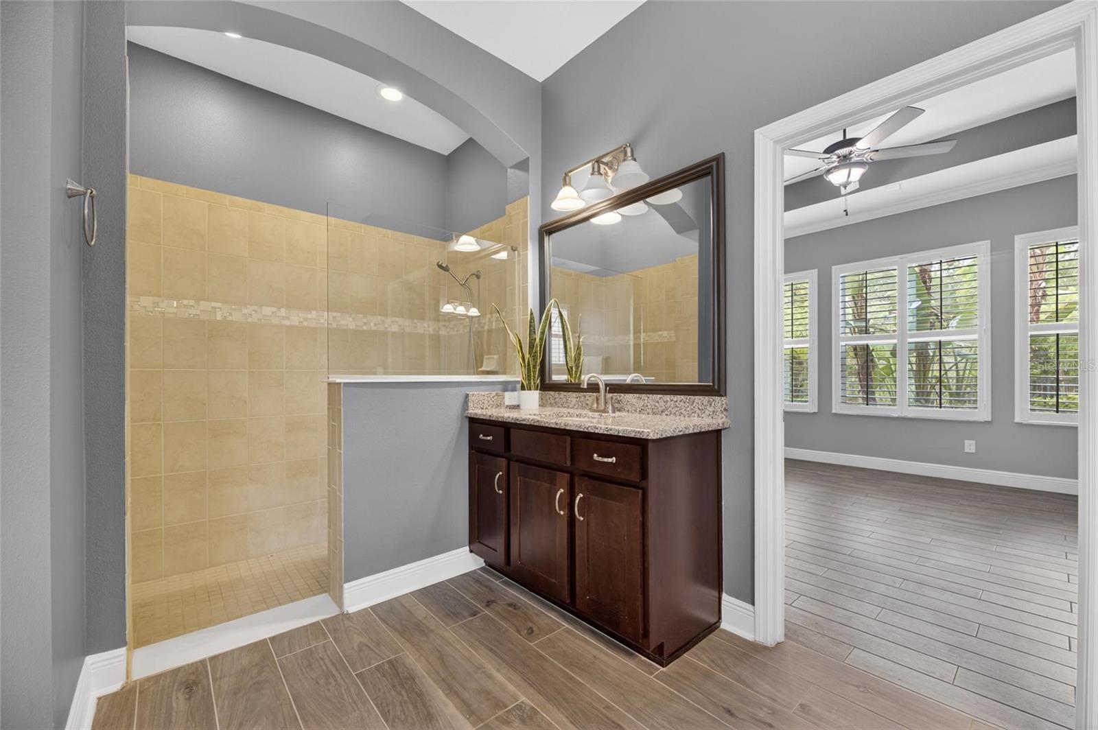 6411 BLUE SAIL LN, APOLLO BEACH, FL, 33572