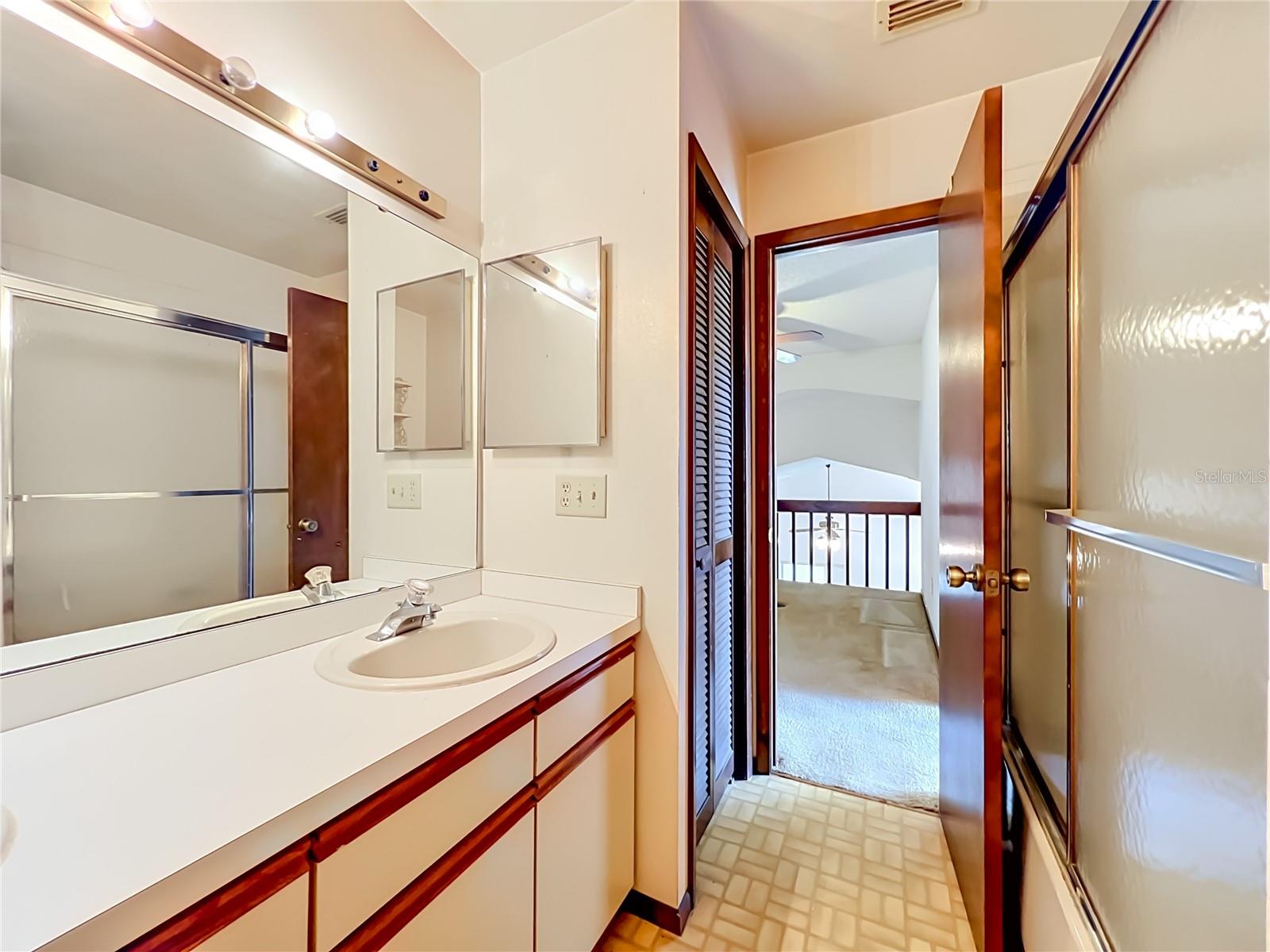 2205 FAIRMONT CIR, ORLANDO, FL, 32837