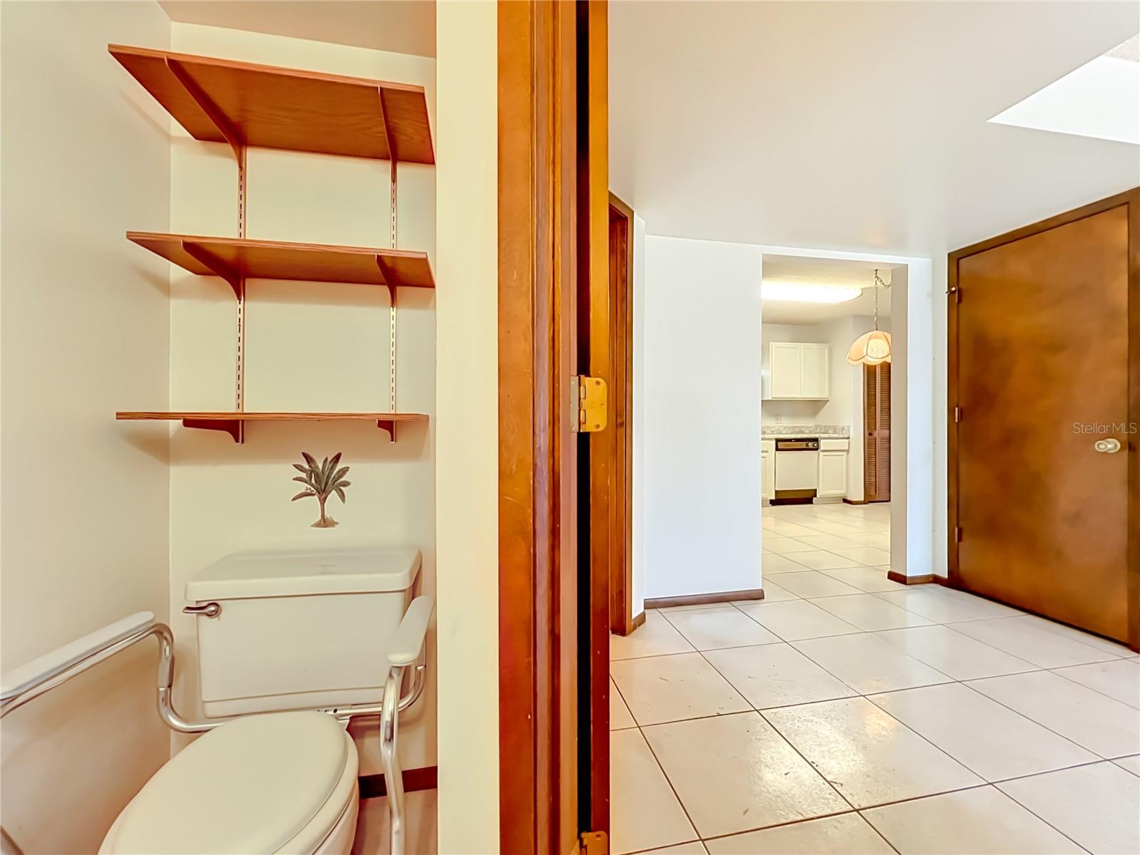 2205 FAIRMONT CIR, ORLANDO, FL, 32837