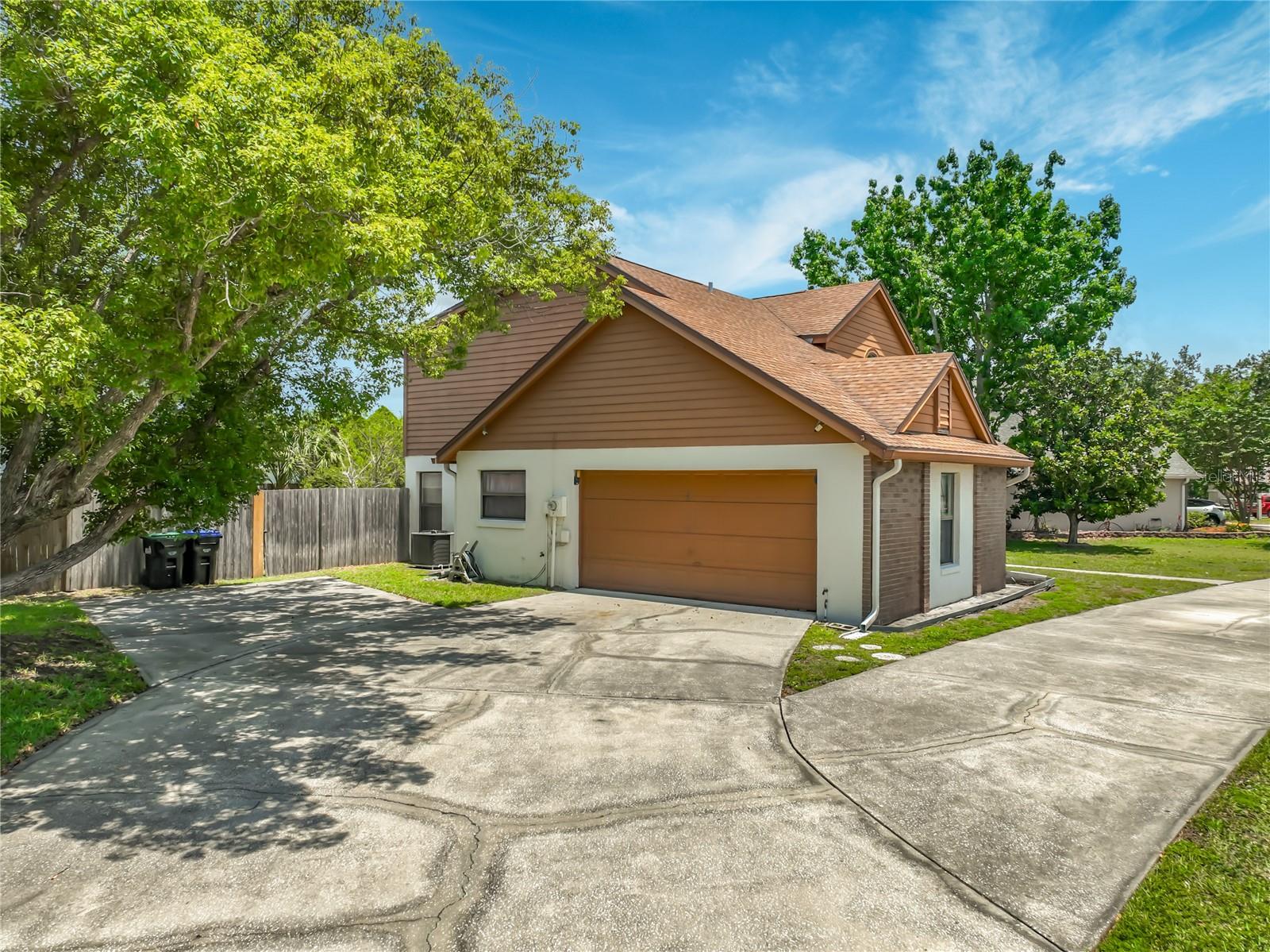 2205 FAIRMONT CIR, ORLANDO, FL, 32837