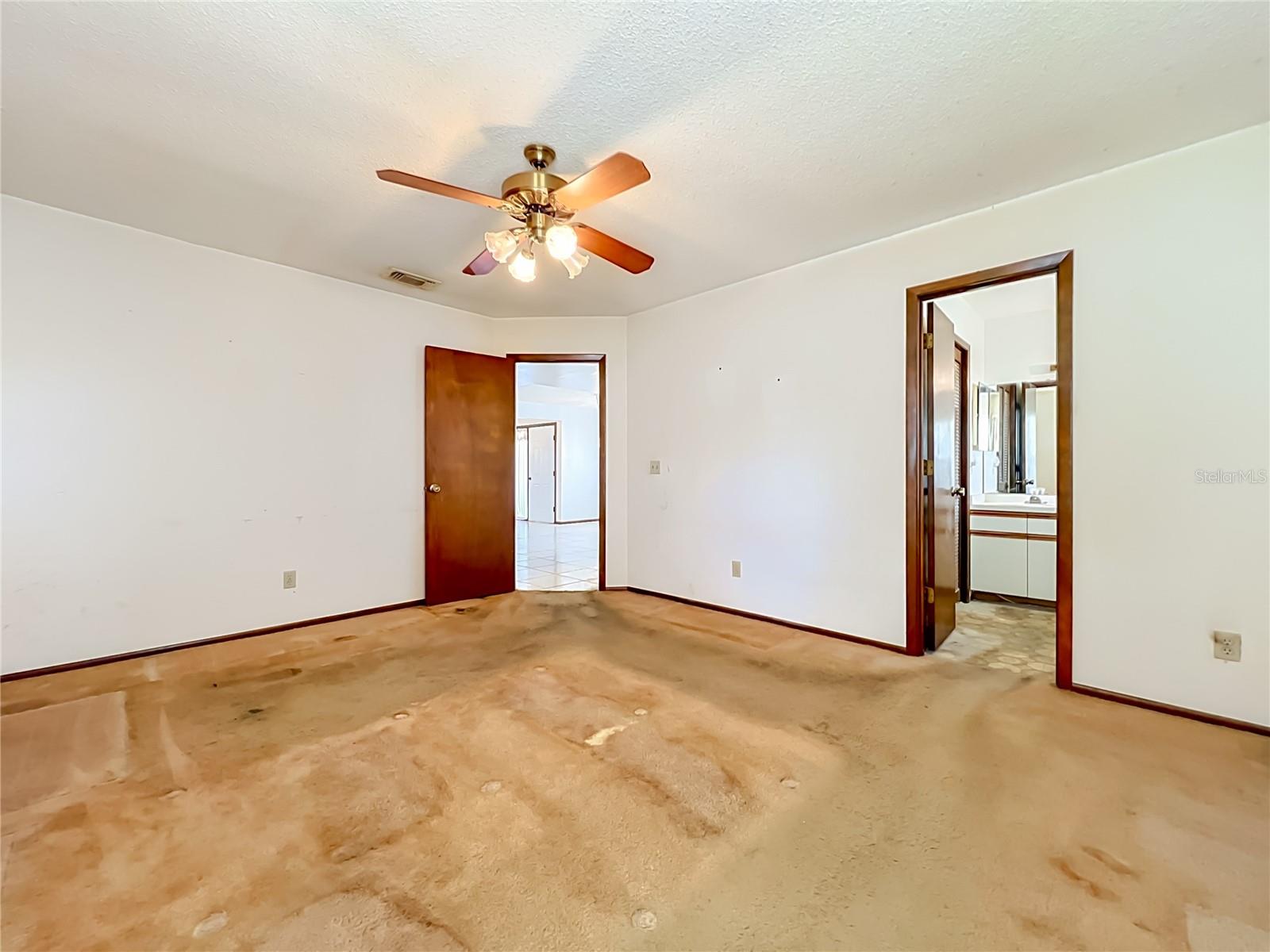 2205 FAIRMONT CIR, ORLANDO, FL, 32837