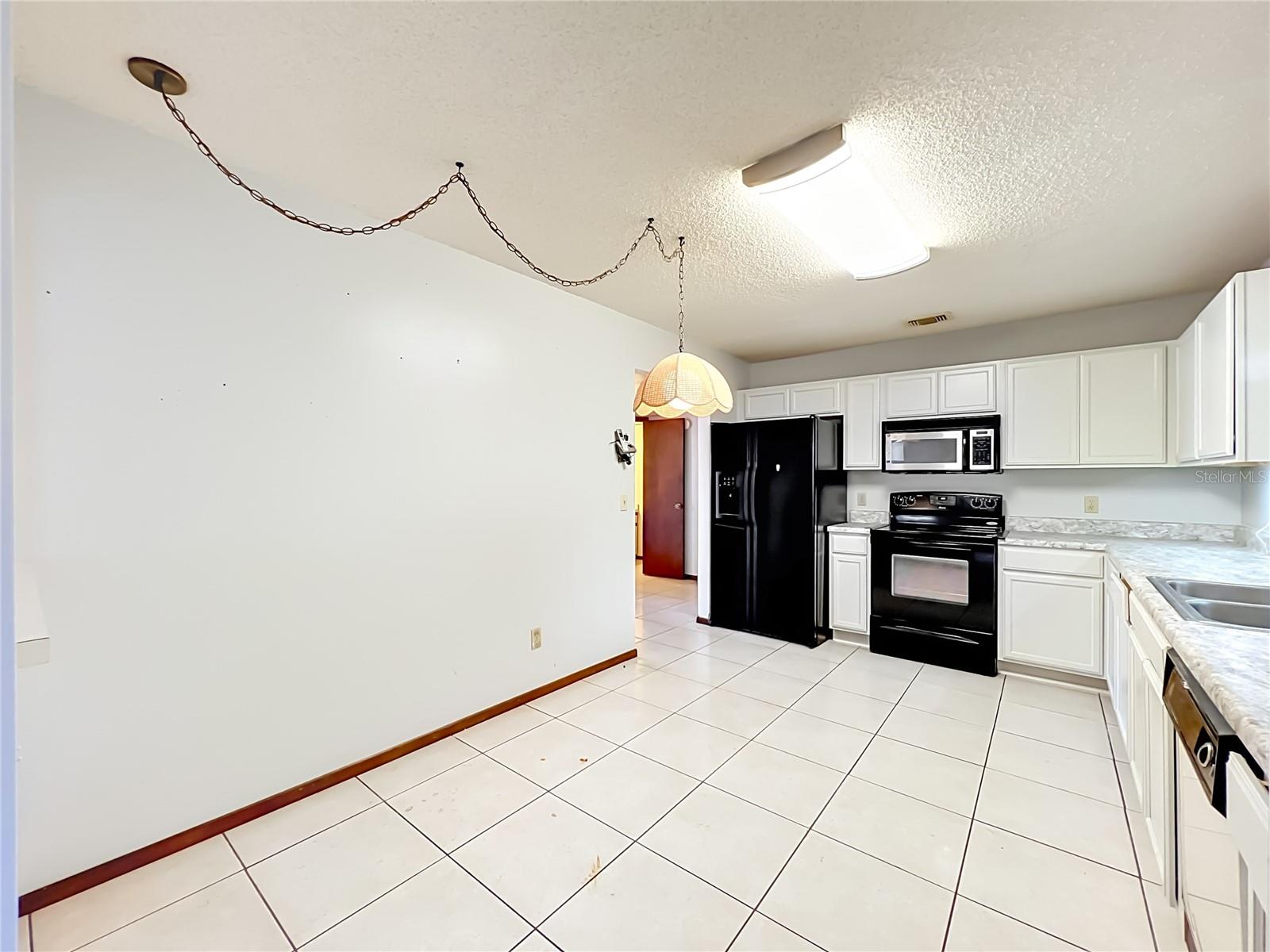 2205 FAIRMONT CIR, ORLANDO, FL, 32837