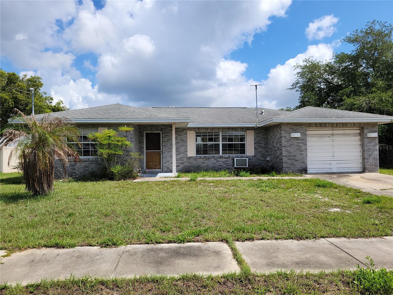 765 HIGHLAND DR, ORANGE CITY, FL, 32763