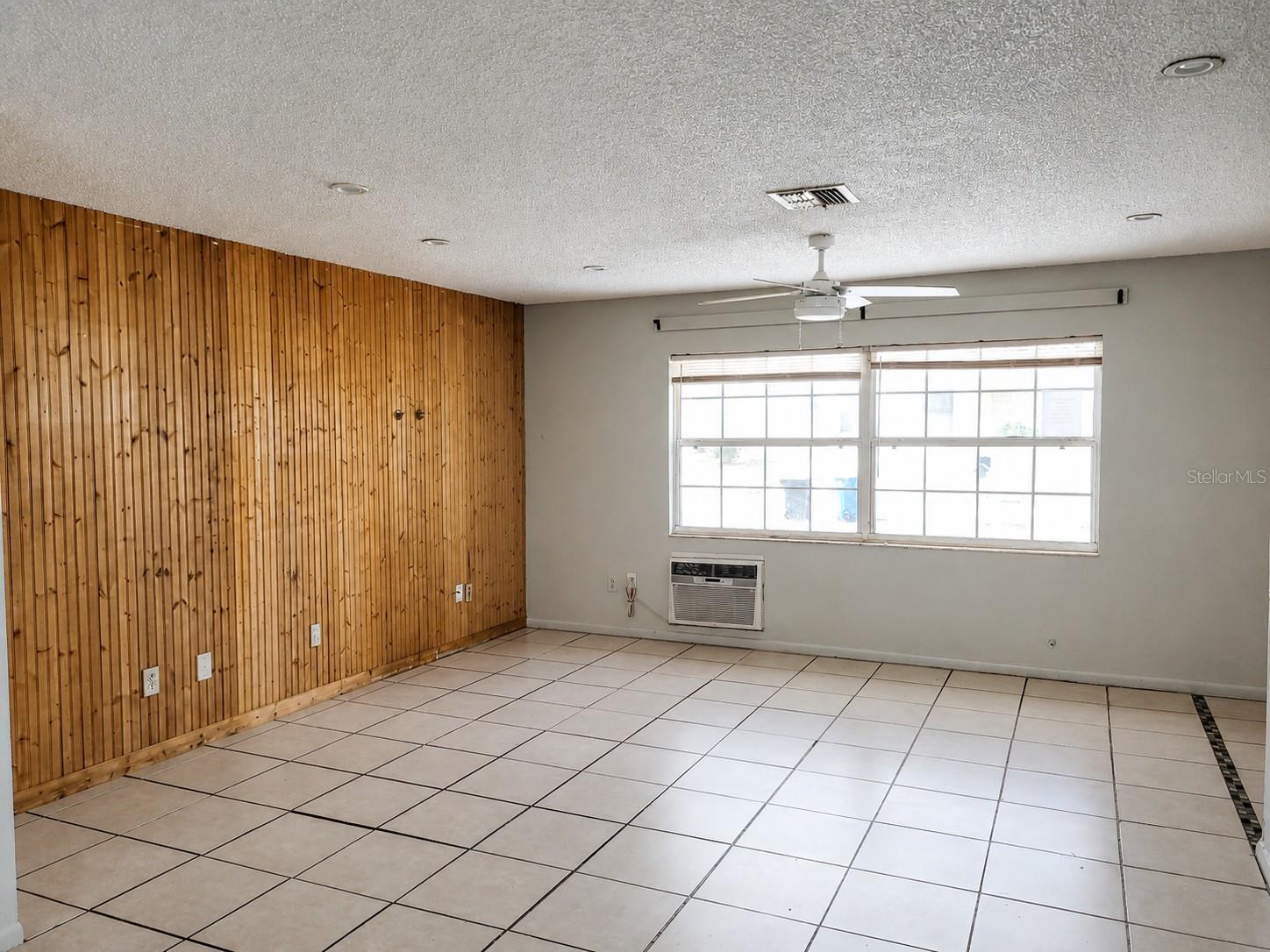 765 HIGHLAND DR, ORANGE CITY, FL, 32763