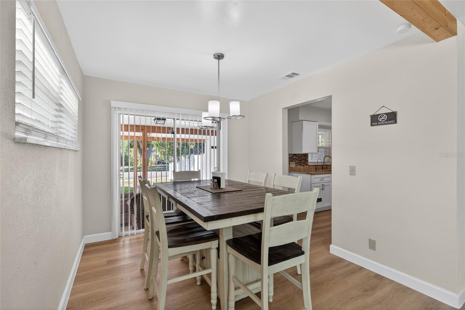 10402 N PAWNEE AVE, TAMPA, FL, 33617
