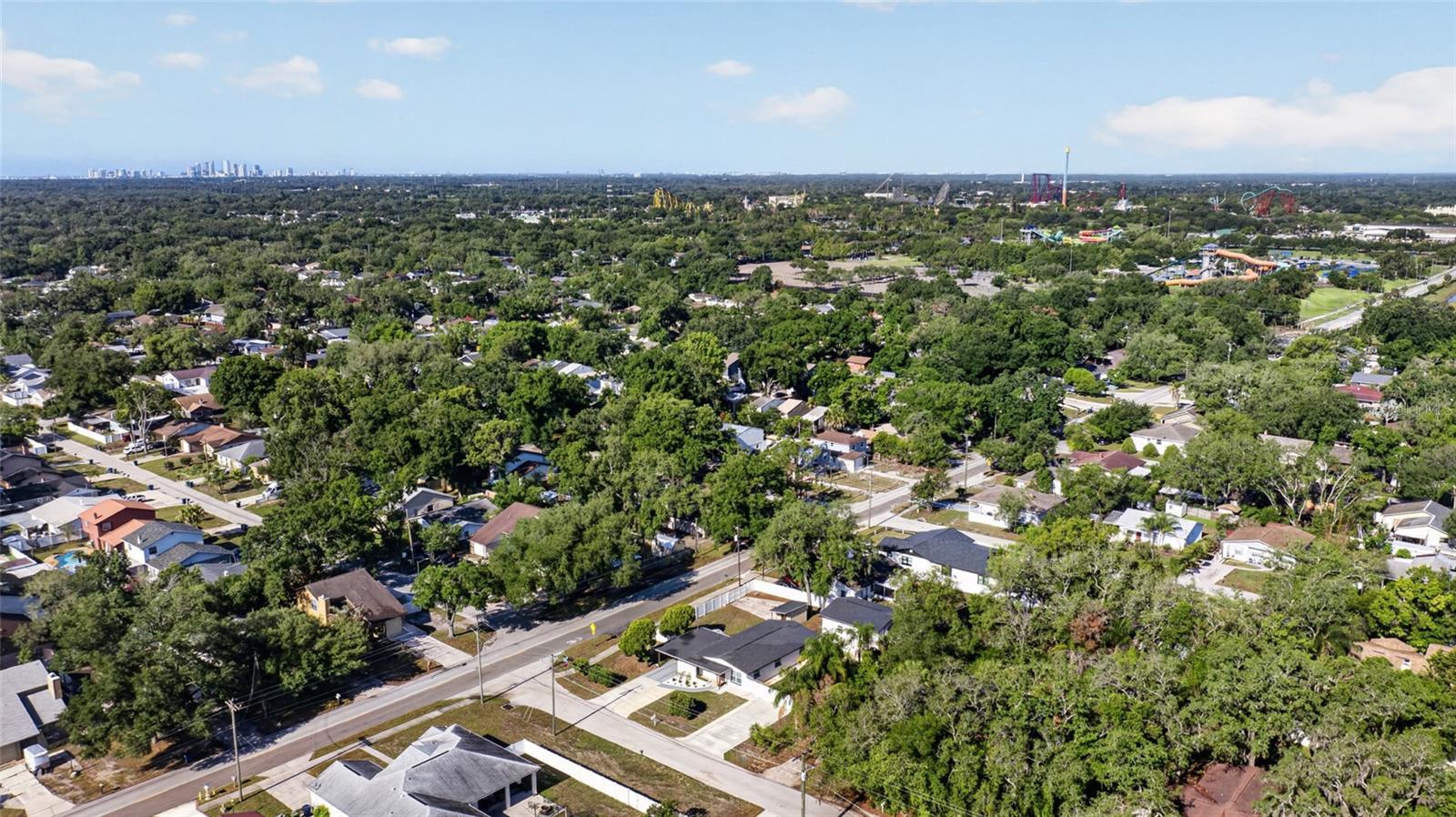 10402 N PAWNEE AVE, TAMPA, FL, 33617