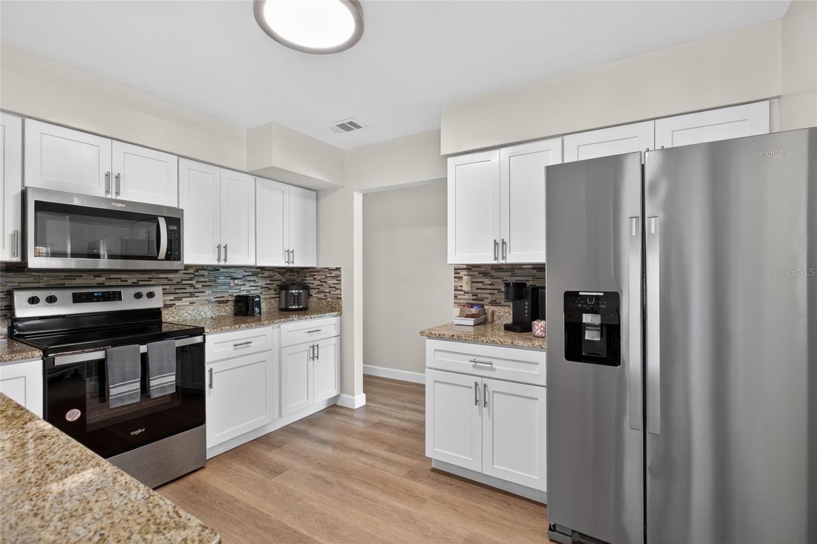 10402 N PAWNEE AVE, TAMPA, FL, 33617