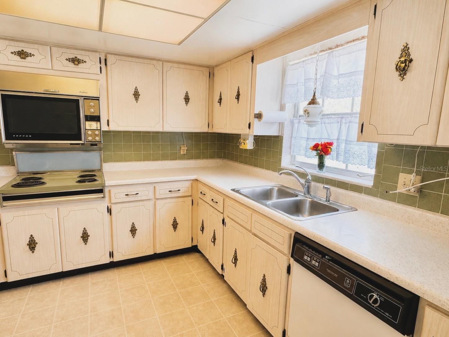 1656 S LAKE AVE #4, CLEARWATER, FL, 33756