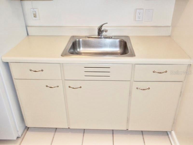411 PLEASANT ST, CLEARWATER, FL, 33755