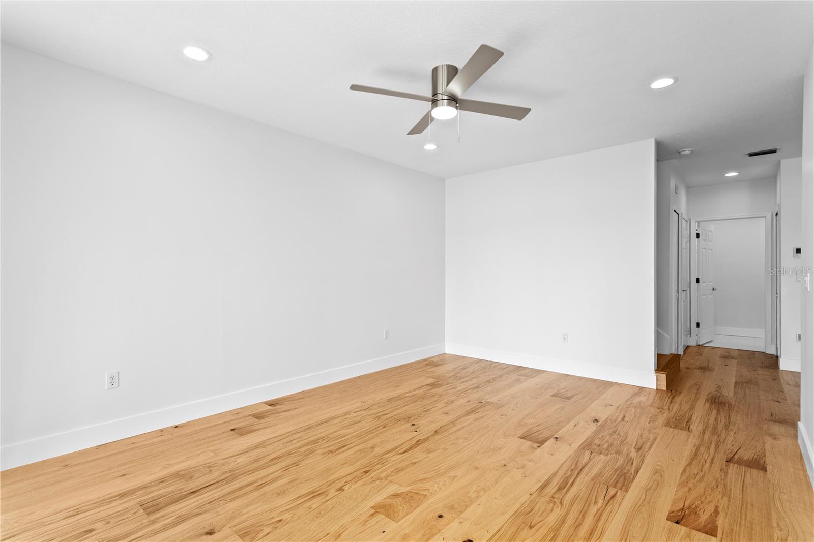 1119 SHIPWATCH CIR, TAMPA, FL, 33602