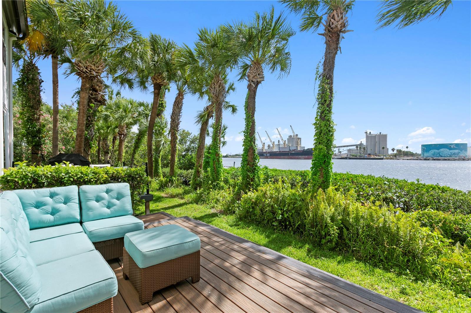 1119 SHIPWATCH CIR, TAMPA, FL, 33602