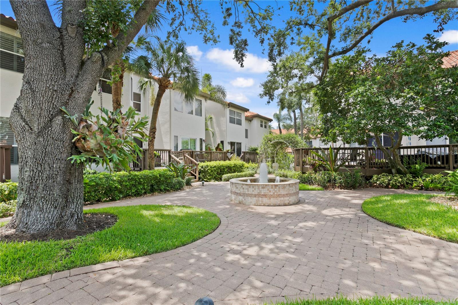 1119 SHIPWATCH CIR, TAMPA, FL, 33602