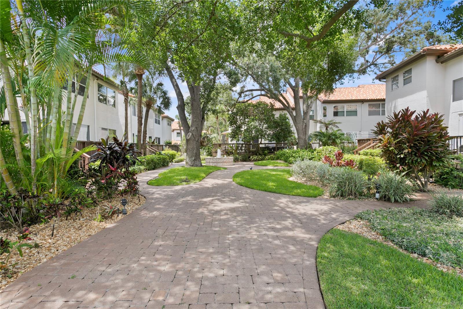 1119 SHIPWATCH CIR, TAMPA, FL, 33602