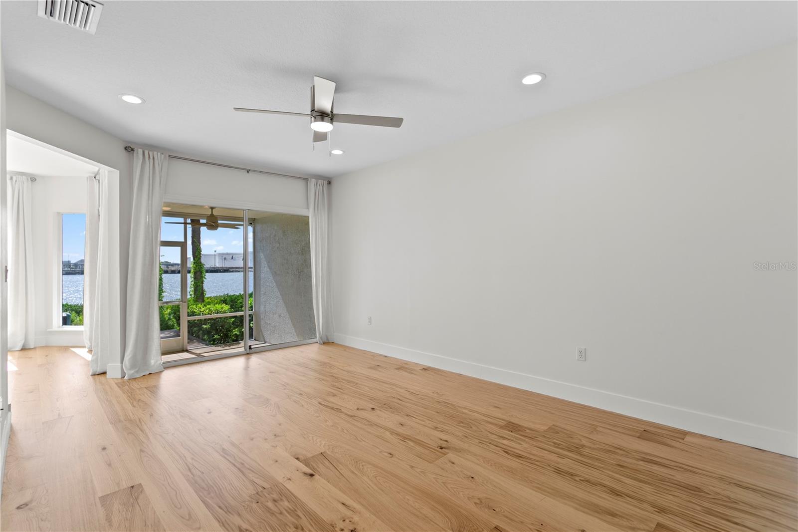 1119 SHIPWATCH CIR, TAMPA, FL, 33602