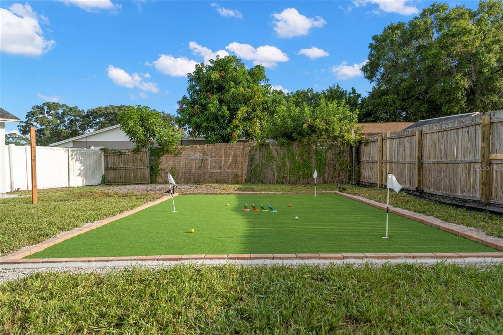 8374 81ST CT, SEMINOLE, FL, 33777
