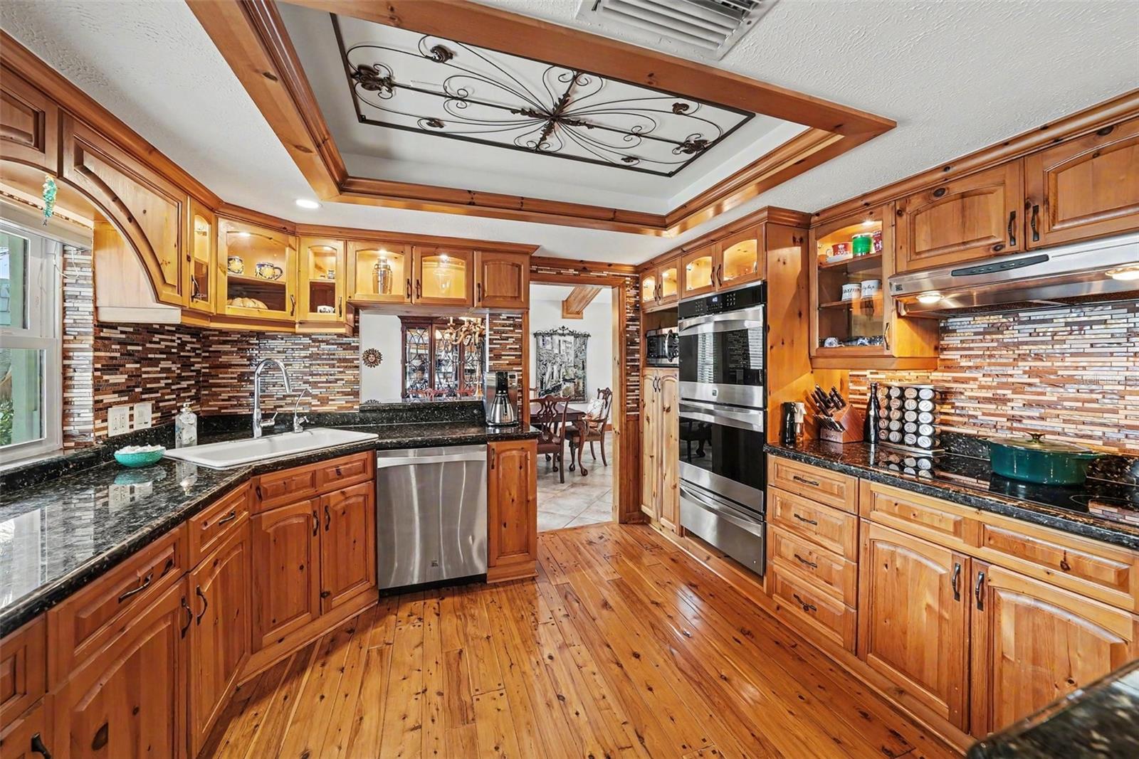 5900 LEELAND ST S, ST PETERSBURG, FL, 33715