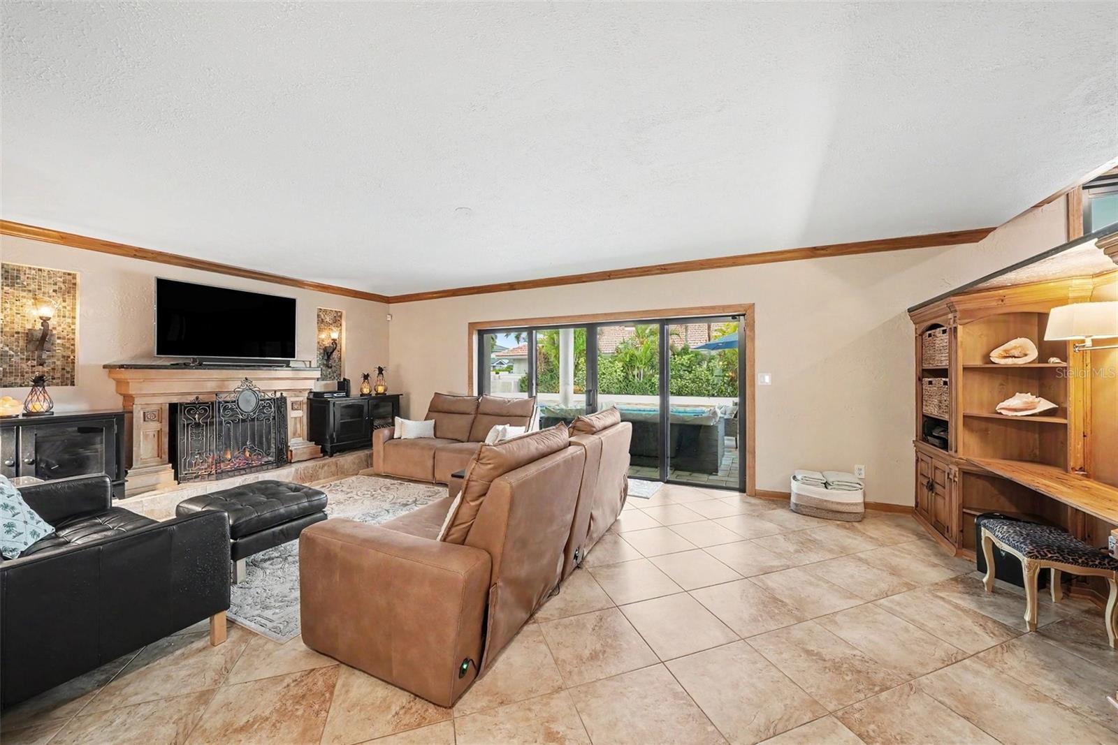 5900 LEELAND ST S, ST PETERSBURG, FL, 33715