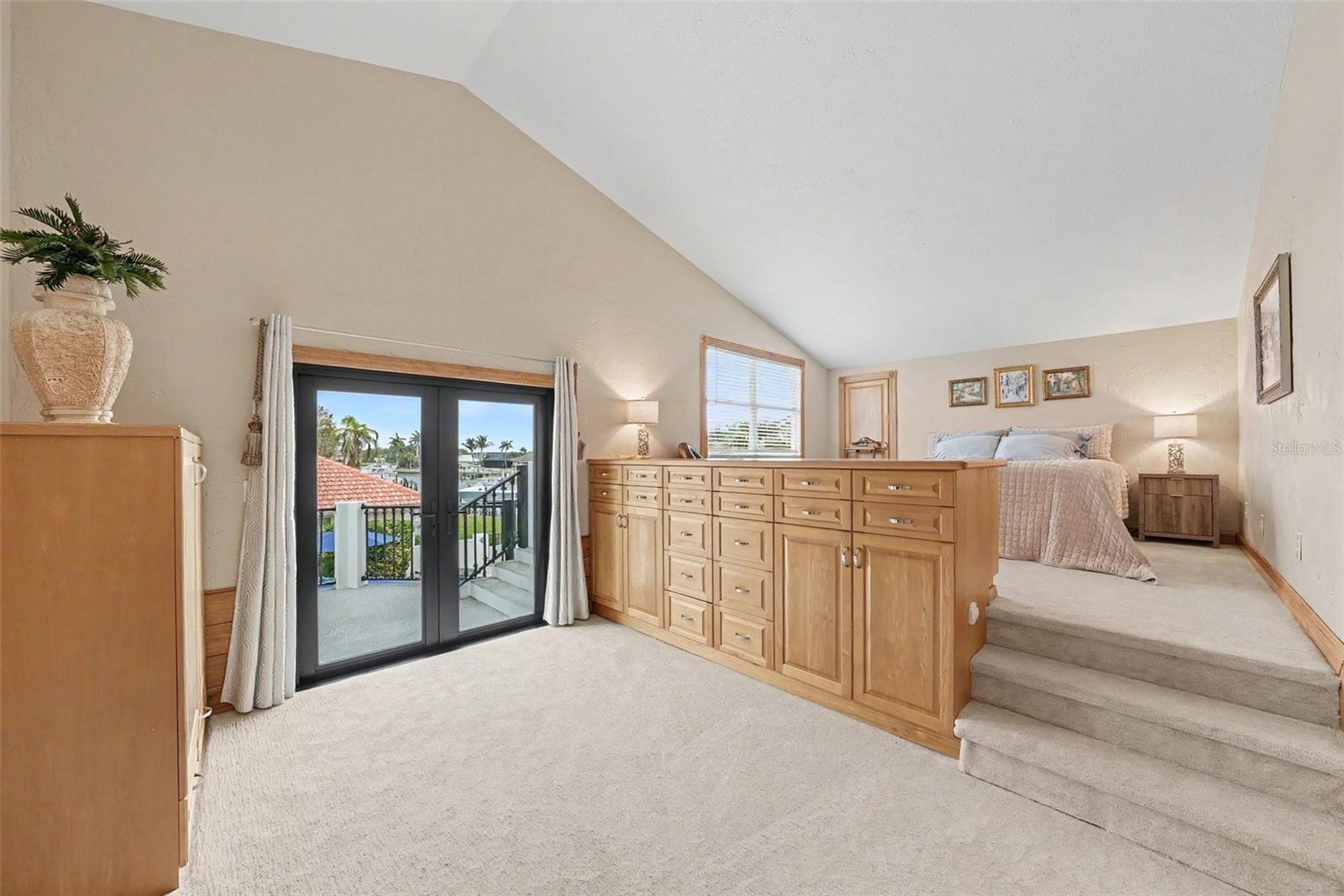 5900 LEELAND ST S, ST PETERSBURG, FL, 33715