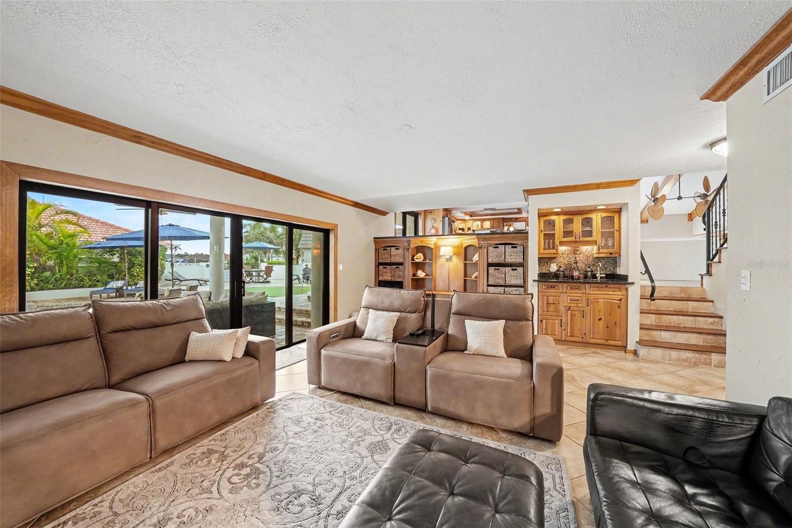 5900 LEELAND ST S, ST PETERSBURG, FL, 33715
