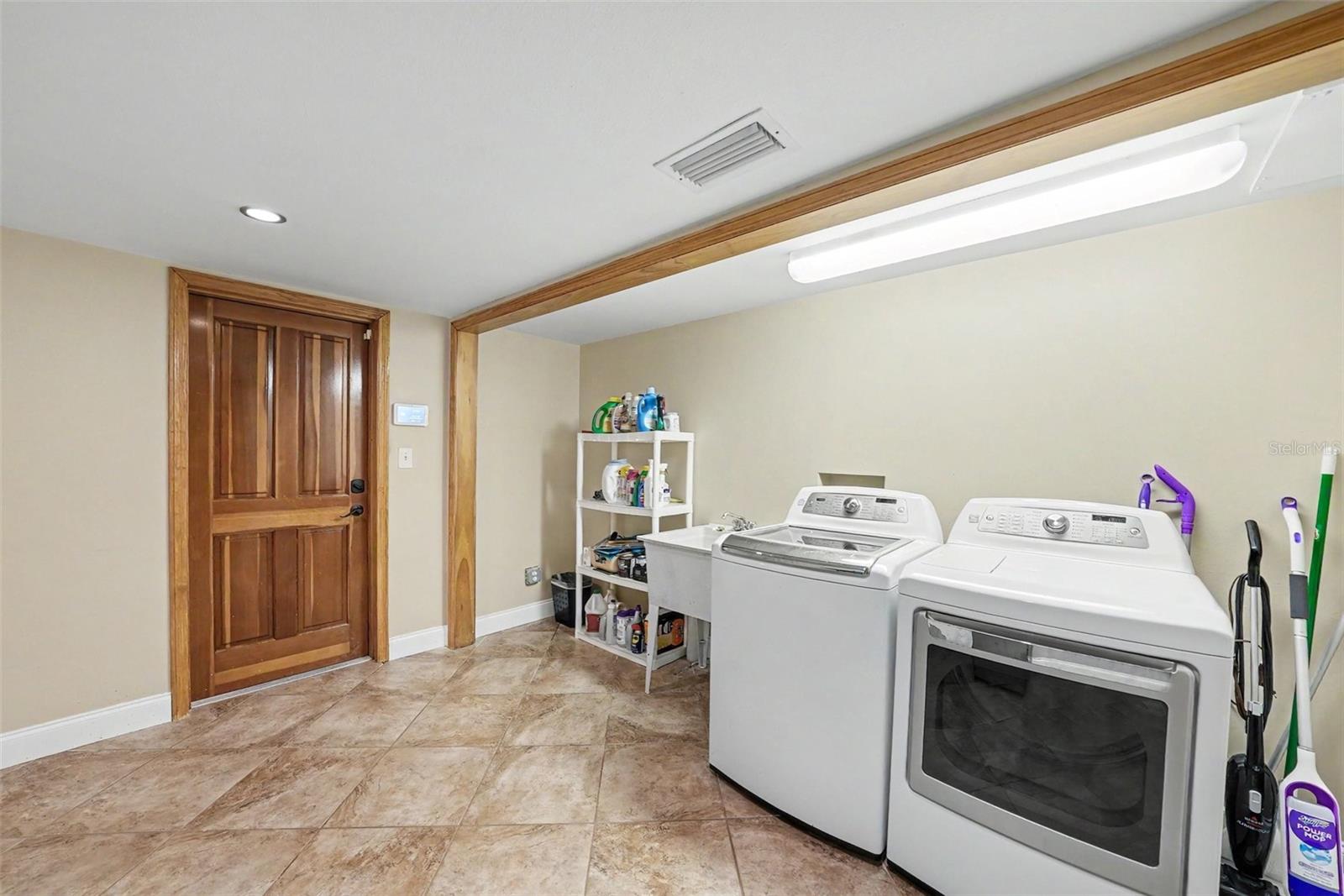 5900 LEELAND ST S, ST PETERSBURG, FL, 33715
