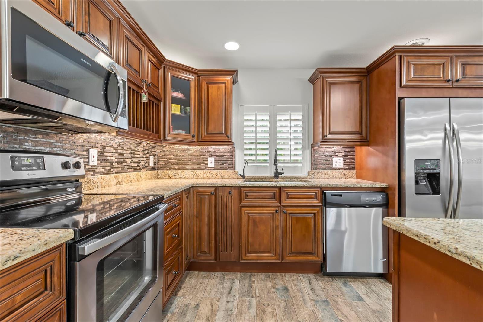 17309 N DALE MABRY HWY, LUTZ, FL, 33548
