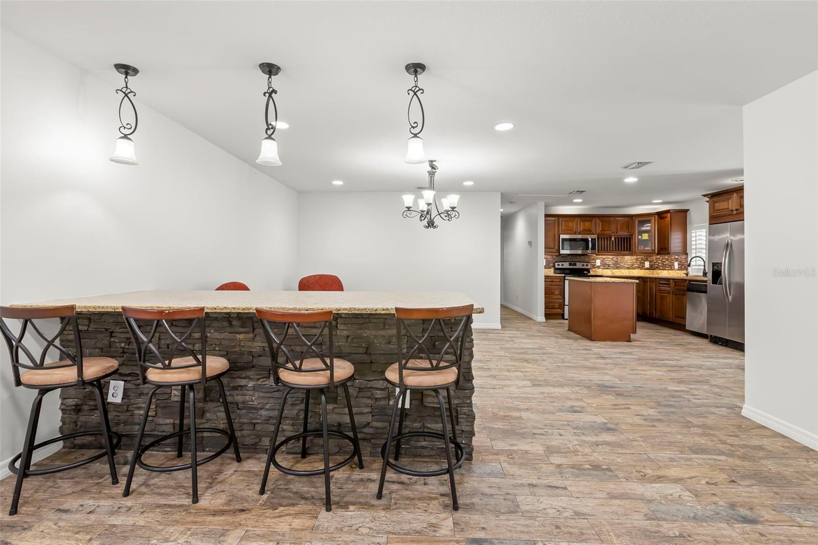 17309 N DALE MABRY HWY, LUTZ, FL, 33548