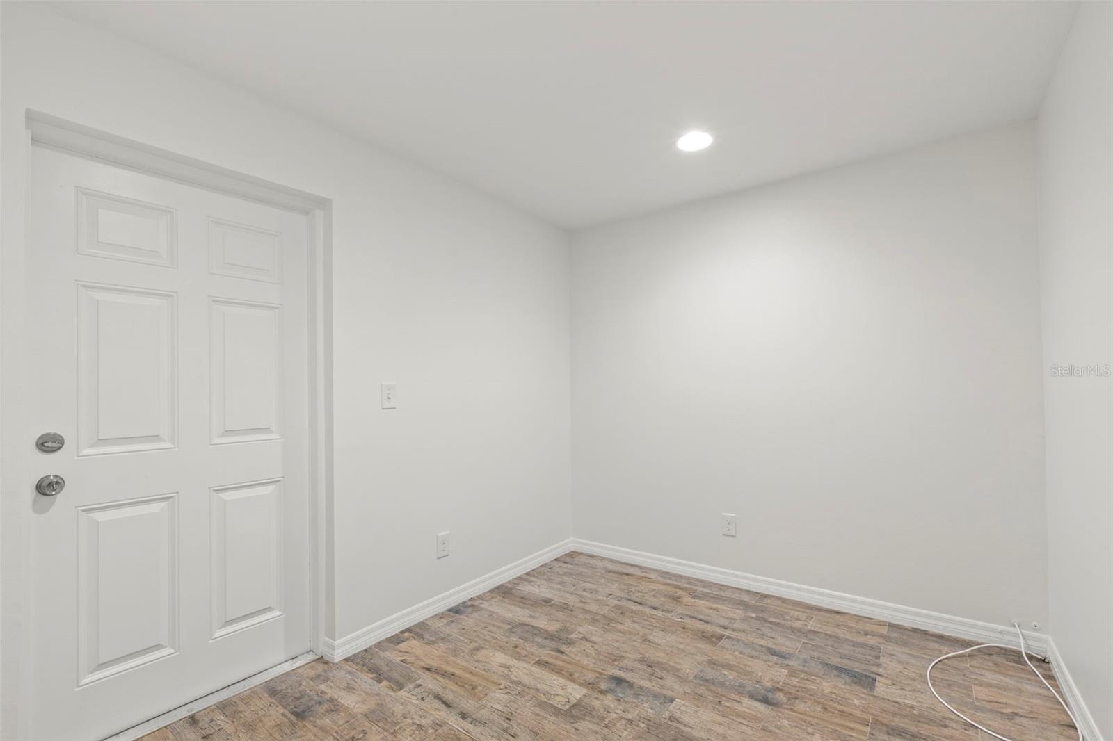 17309 N DALE MABRY HWY, LUTZ, FL, 33548