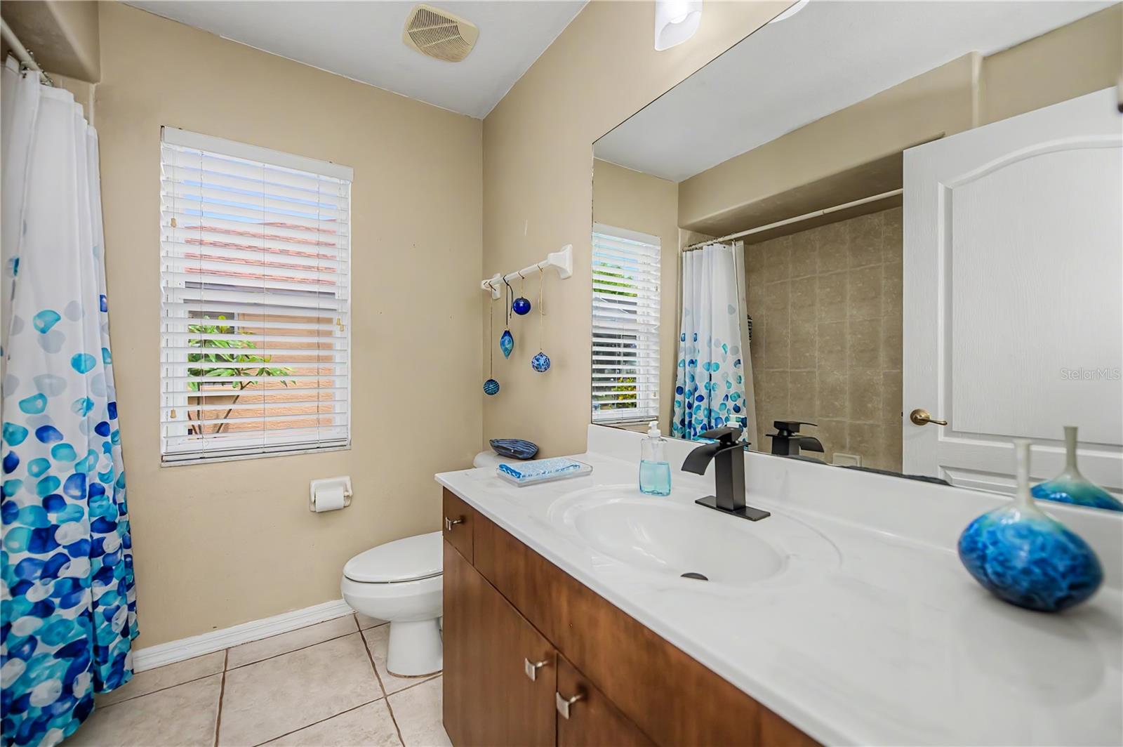 2145 DATE PALM WAY, VENICE, FL, 34292