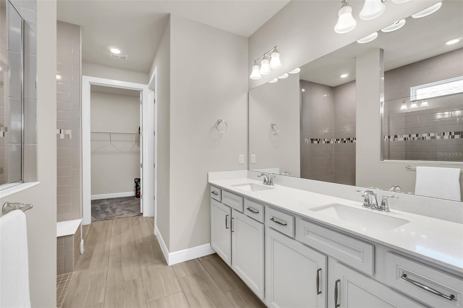 2001 SPRING SHOWER CIR, KISSIMMEE, FL, 34744