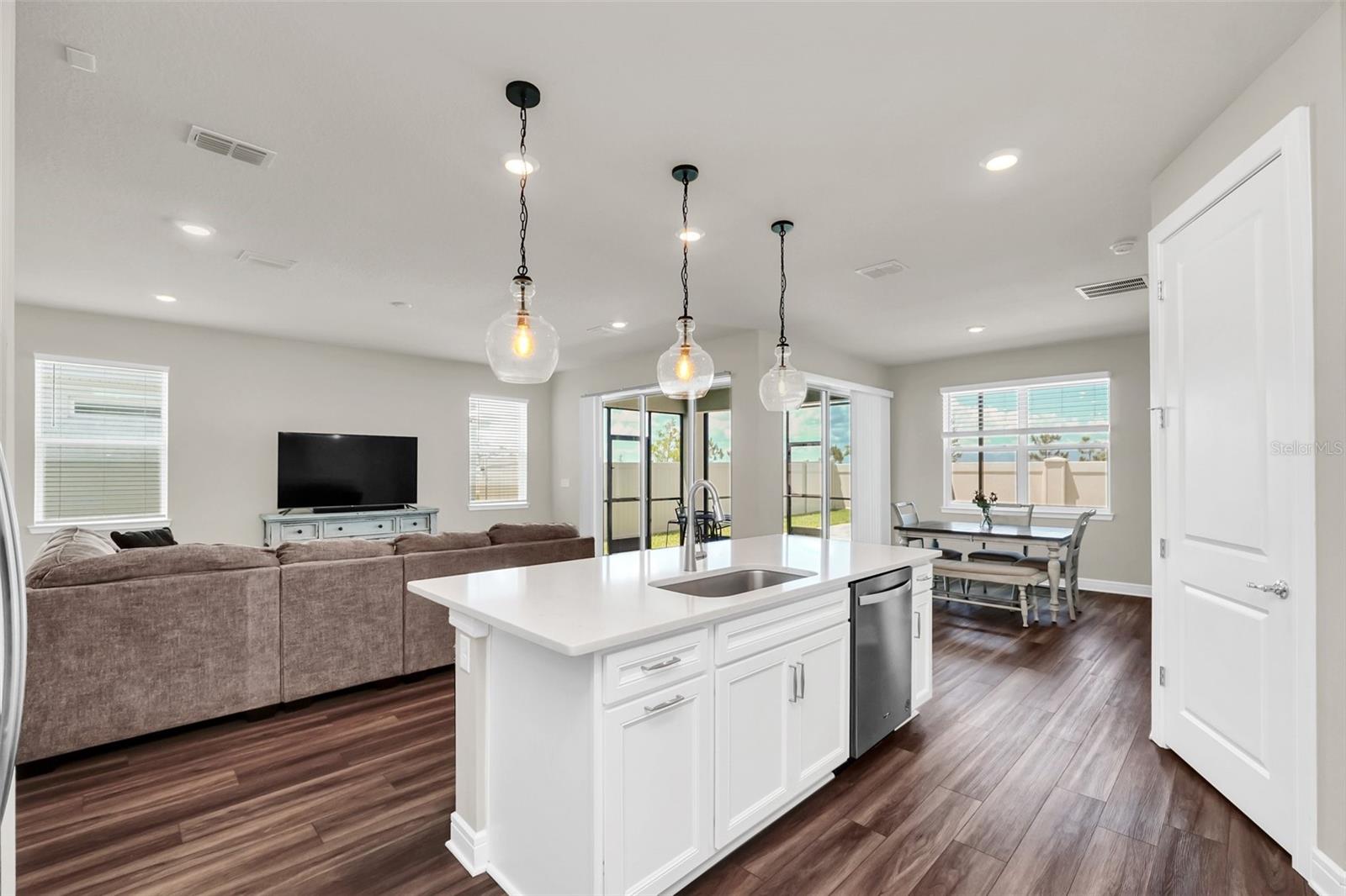 2001 SPRING SHOWER CIR, KISSIMMEE, FL, 34744