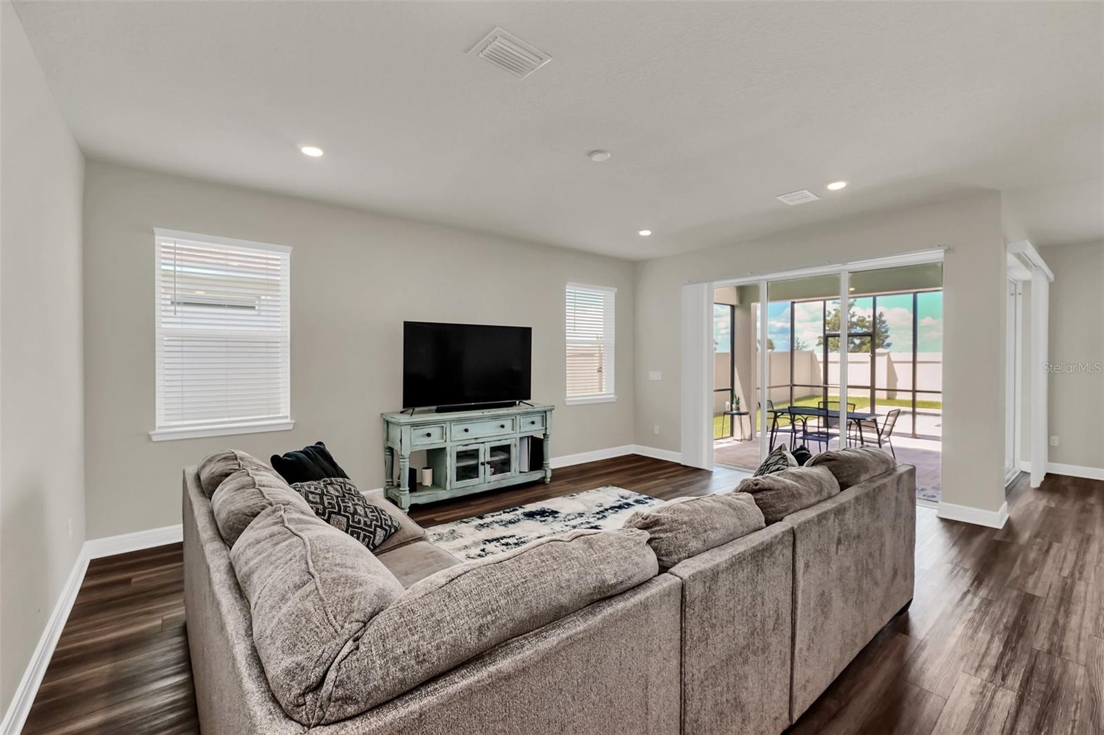 2001 SPRING SHOWER CIR, KISSIMMEE, FL, 34744