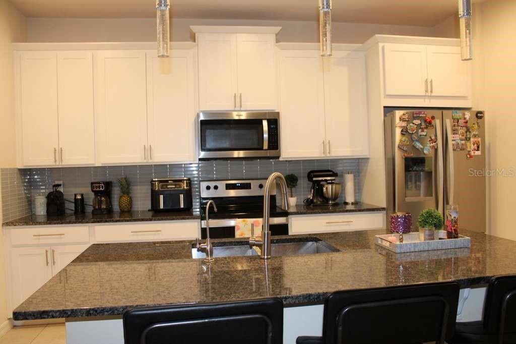 1723 FLOURISH AVE, KISSIMMEE, FL, 34744
