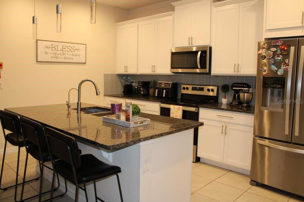 1723 FLOURISH AVE, KISSIMMEE, FL, 34744