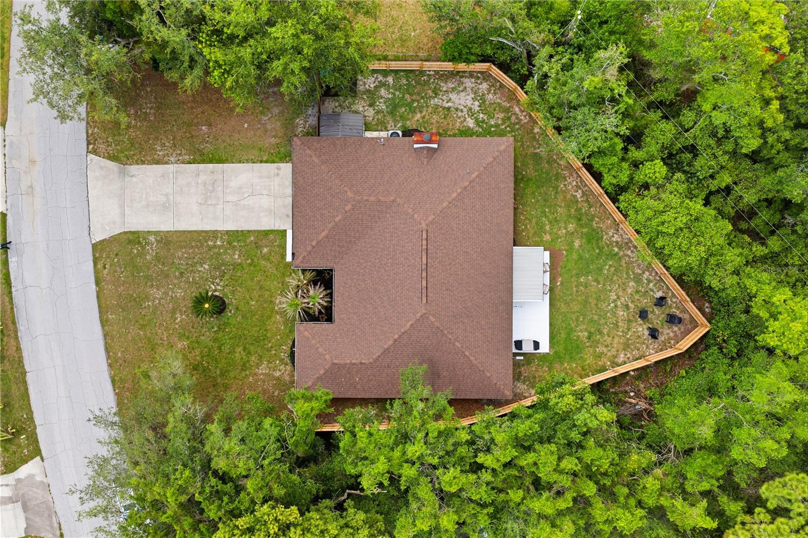 1820 N MERRICK DR, DELTONA, FL, 32738