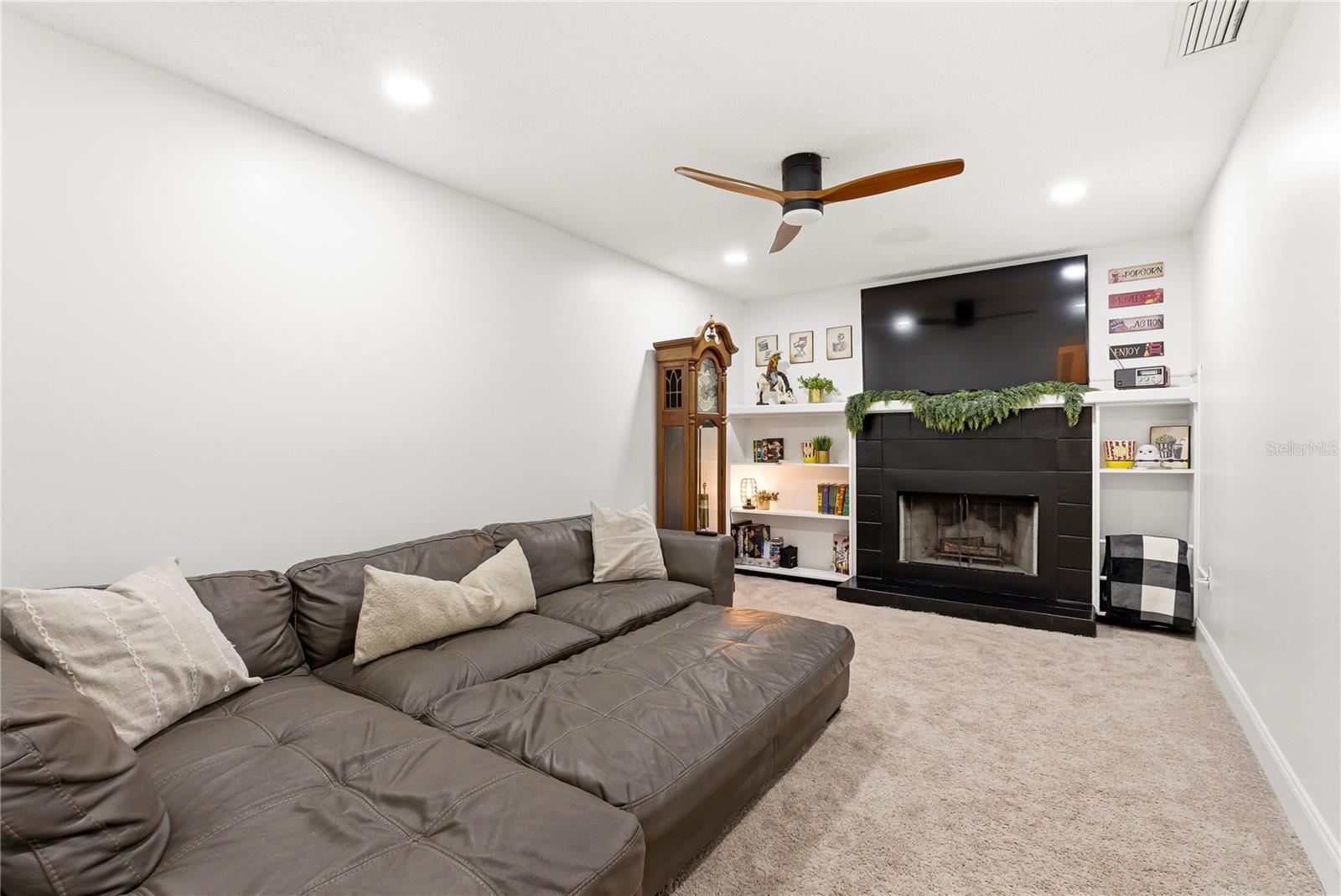 1820 N MERRICK DR, DELTONA, FL, 32738