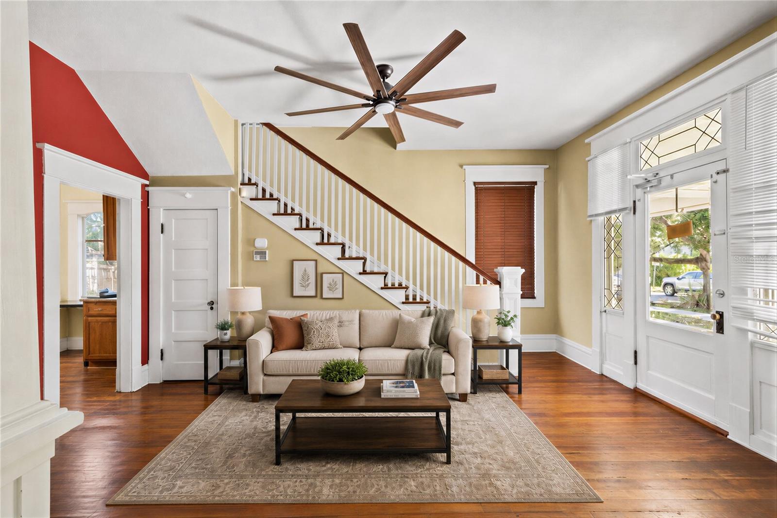 5202 N SEMINOLE AVE, TAMPA, FL, 33603